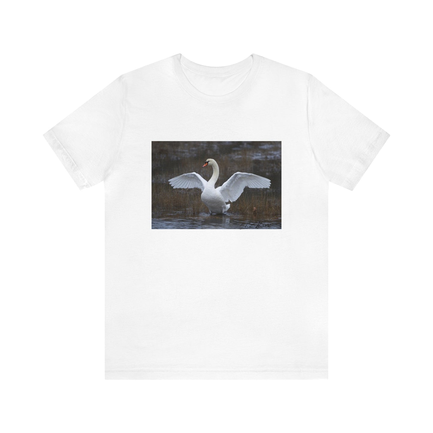 Amazing Swan Short Sleeve Tee